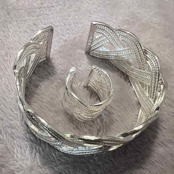 Elegant 925 Silver Braided Jewelry Set - Picture 2 of 4